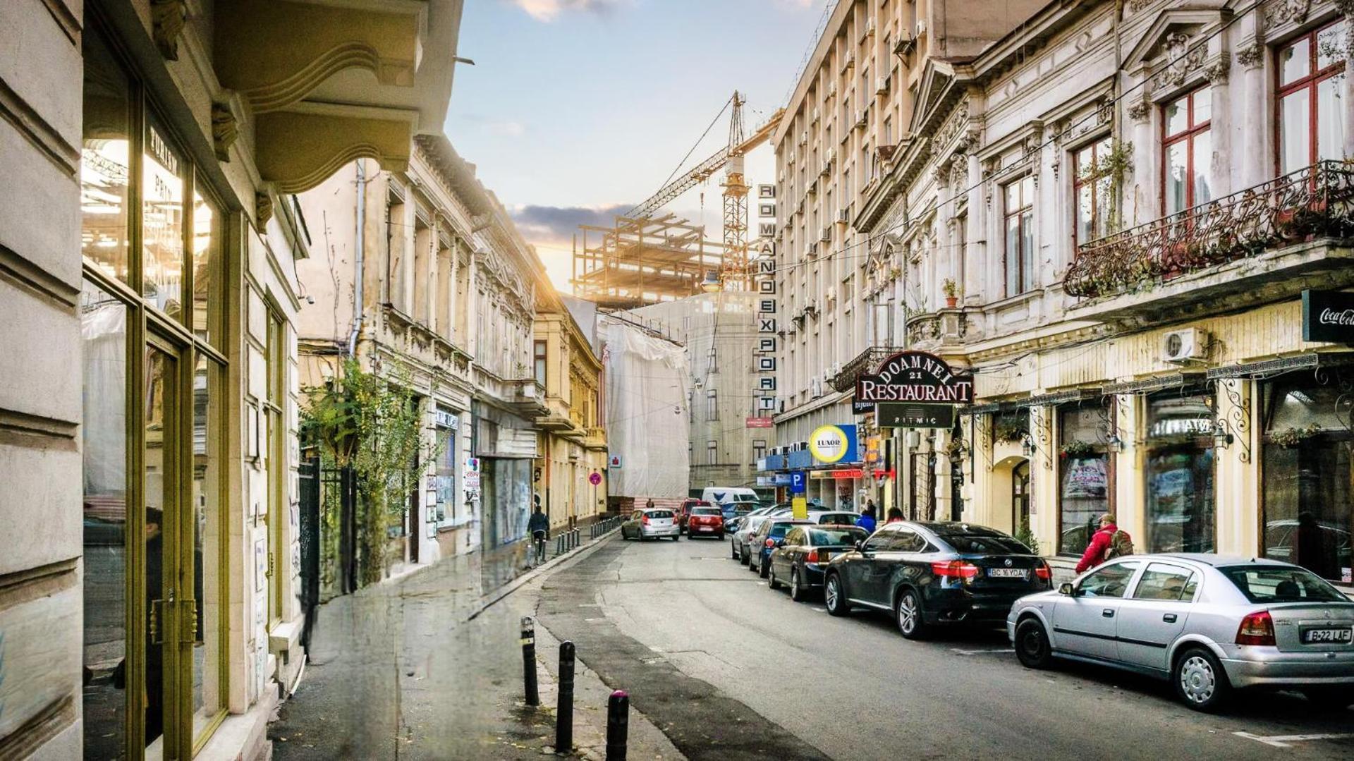 Historic Charm, Modern Comfort - Accommodation In The Heart Of The Old Town Бухарест Екстер'єр фото